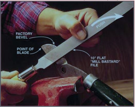 Photo credit: http://www.familyhandyman.com Proper Sharpening Technique