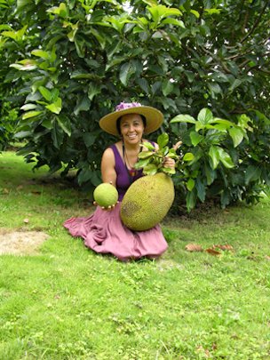Credit: Fairchild Tropical Botanical Garden Noris Ledesma, curator of tropical fruit