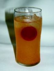 Credit: © Ken Love, University of Hawai‘i Surinam cherry ice cubes